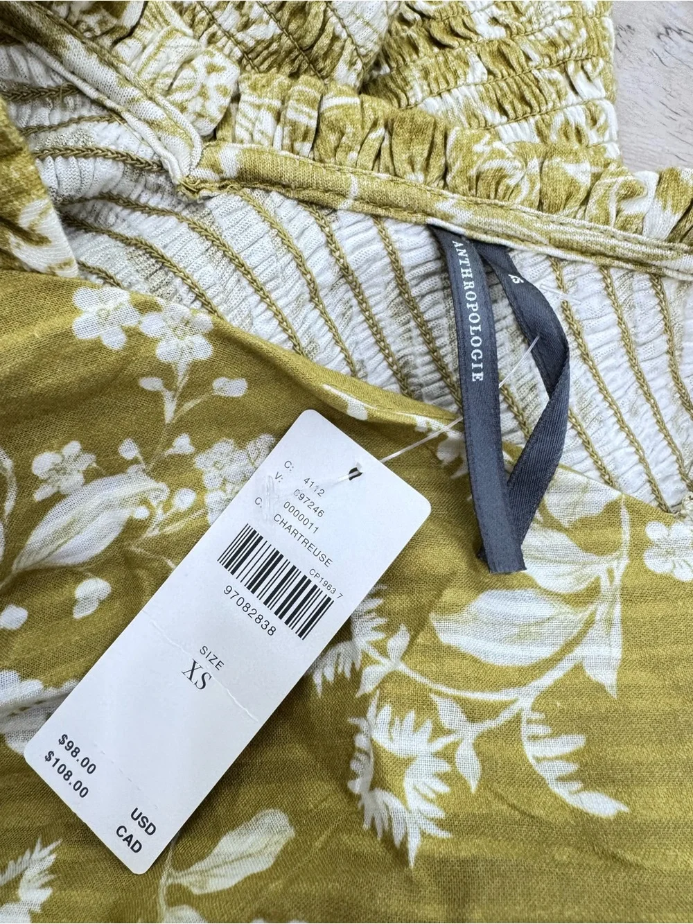 Anthropologie seersucker Smocked puff sleeve Crop Top NWT Sz XS